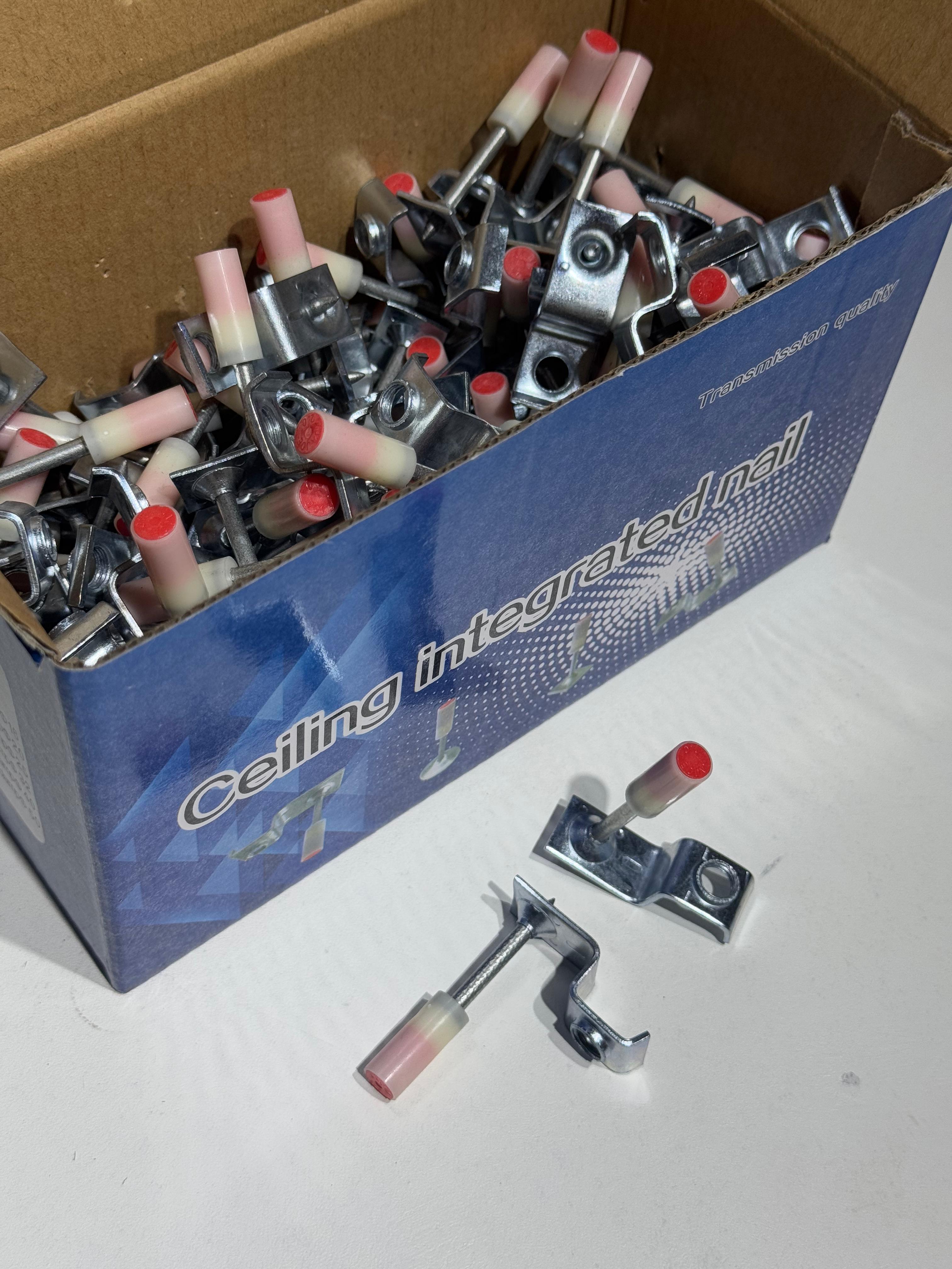 Дюбель патрон Пороховой Скоба с внур.Резьбой 32мм (1х100) (1000) |*